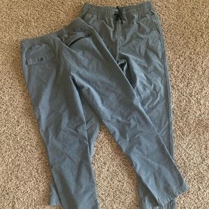 2 pairs of Boys size large (my son wears them he’s a sz 12/14) O”NEILL  pants